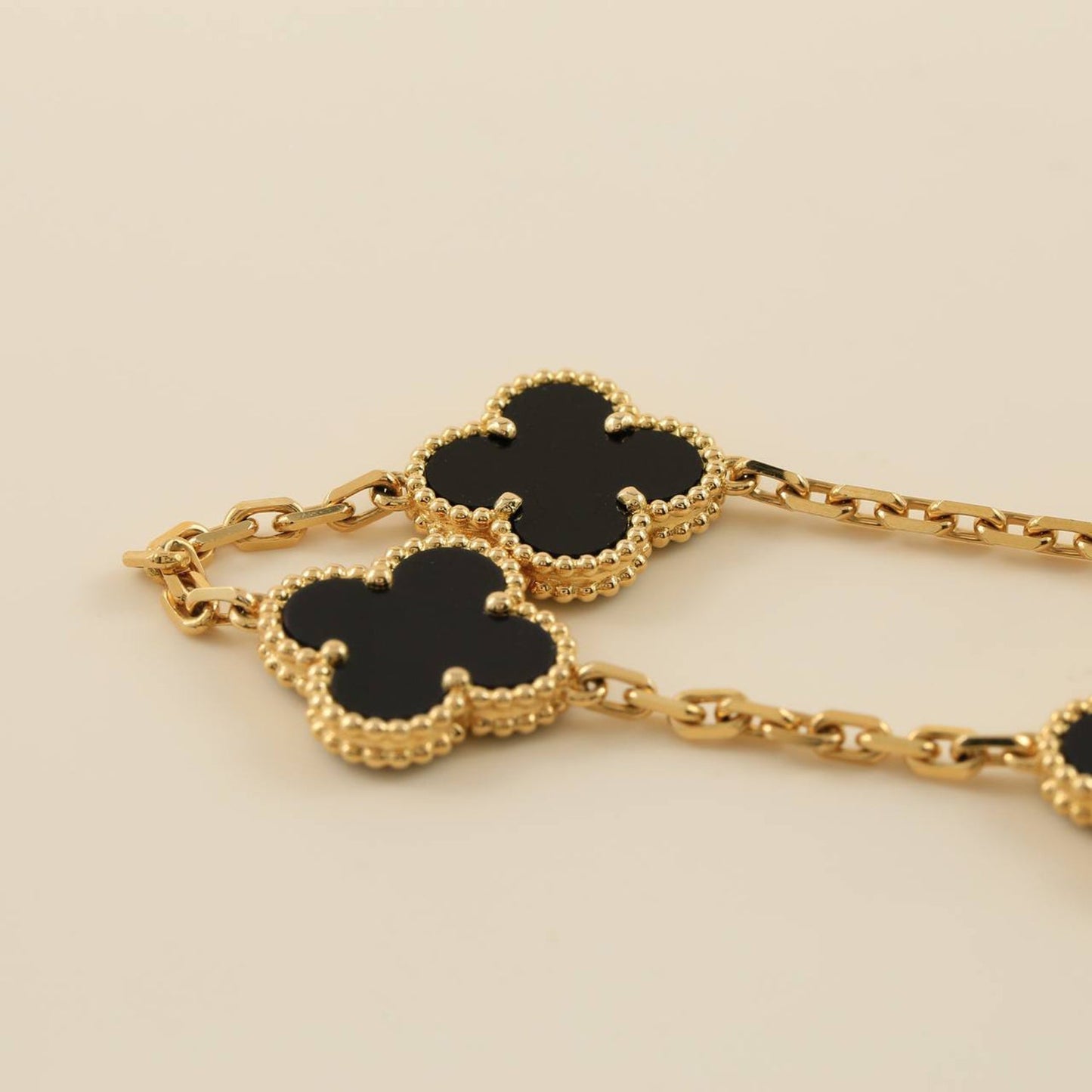 [GALE] CLOVER 5 MOTIF ONYXS BRACELET COLLECTION