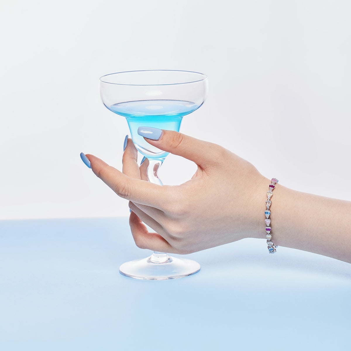 [GALE]Radiant Water Drop Shape Daily Bracelet