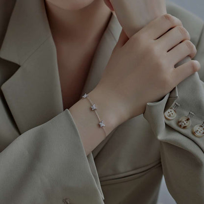 [GALE]Radiant Butterfly Shape Necklace