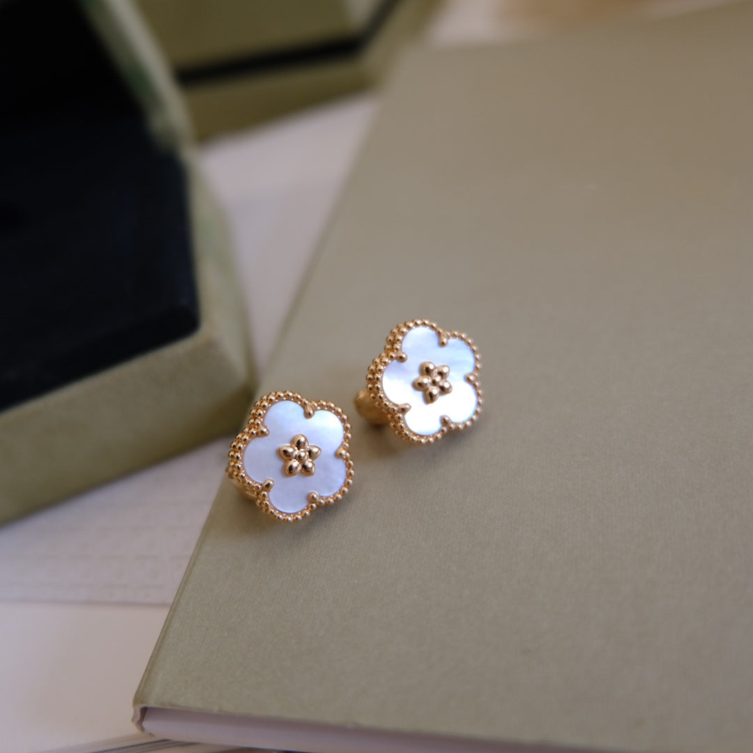 [GALE]LUCKY PINK GOLD WHITE MOP EARRINGS