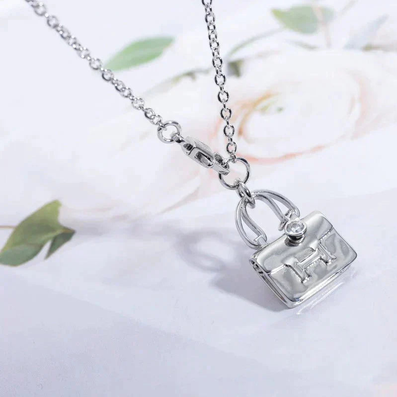 [GALE]AMULETTE PEDANT SILVER NECKLACE