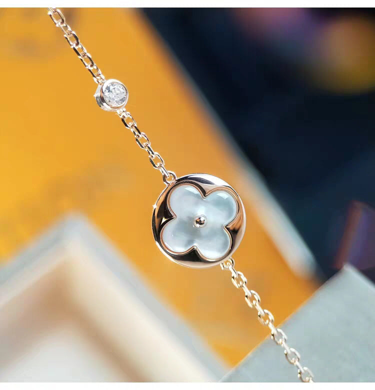[GALE]SUN MOP GOLD 1 DIAMOND NECKLACE