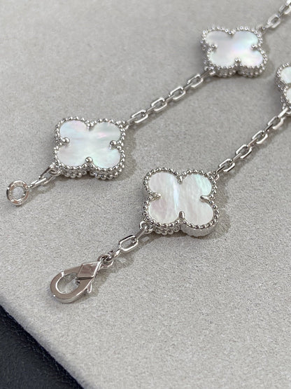 [GALE]CLOVER WHITE PEARL MOP 5 MOTIF BRACELET COLLECTION