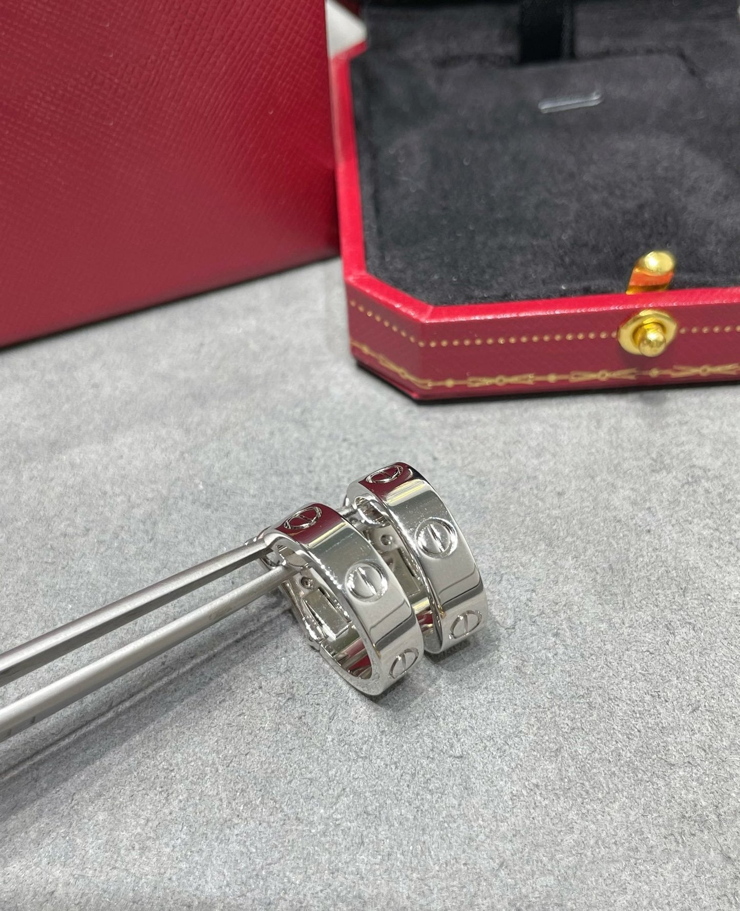 [GALE]LOVE 5.5MM EARRINGS