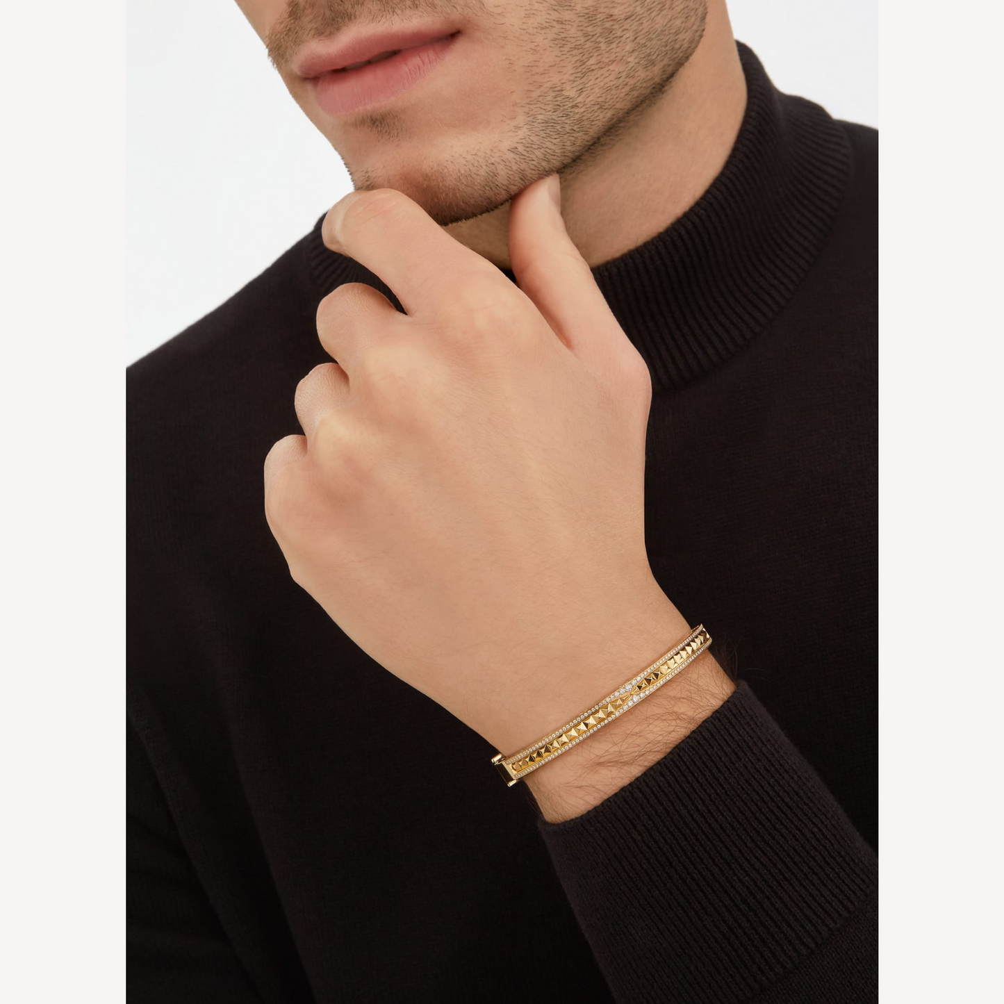 [GALE]ZERO 1 SPIRAL AND PAVED DIAMOND GOLD BRACELET