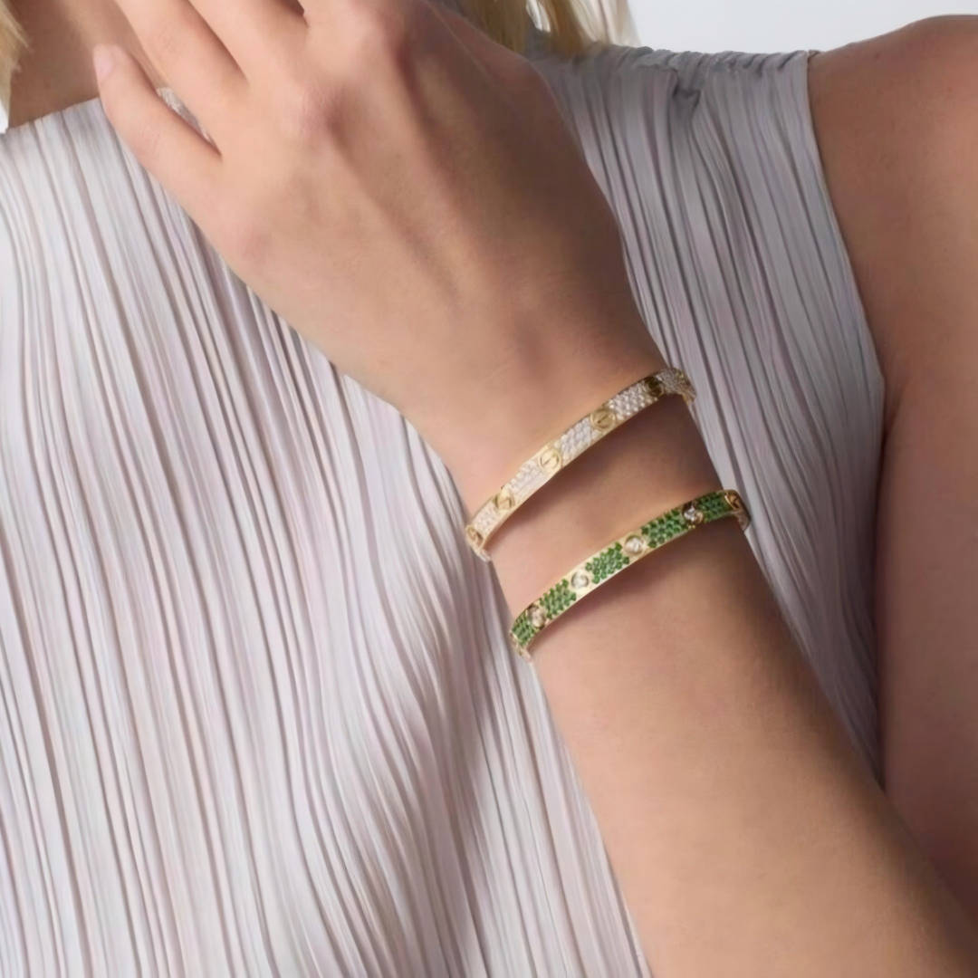 [GALE]2026 PAVE GEMSTONE LOVE BRACELET 6.1MM 10 DIAMONDS