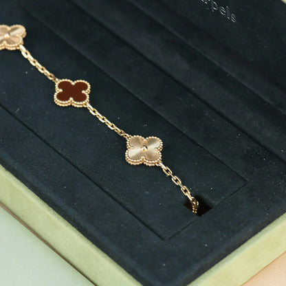 [GALE] CLOVER 5 MOTIF RED CORNELIAN BRACELET COLLECTION