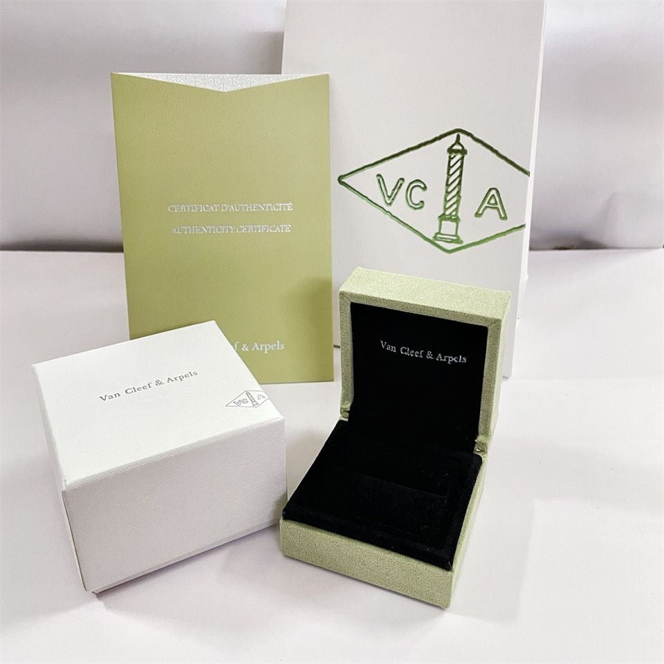 [GALE] VA CLOVER BOX GIFT BAG