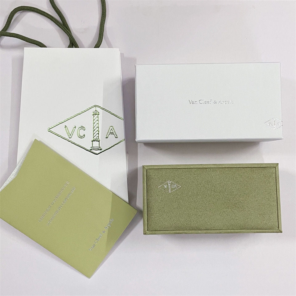 [GALE] VA CLOVER BOX GIFT BAG