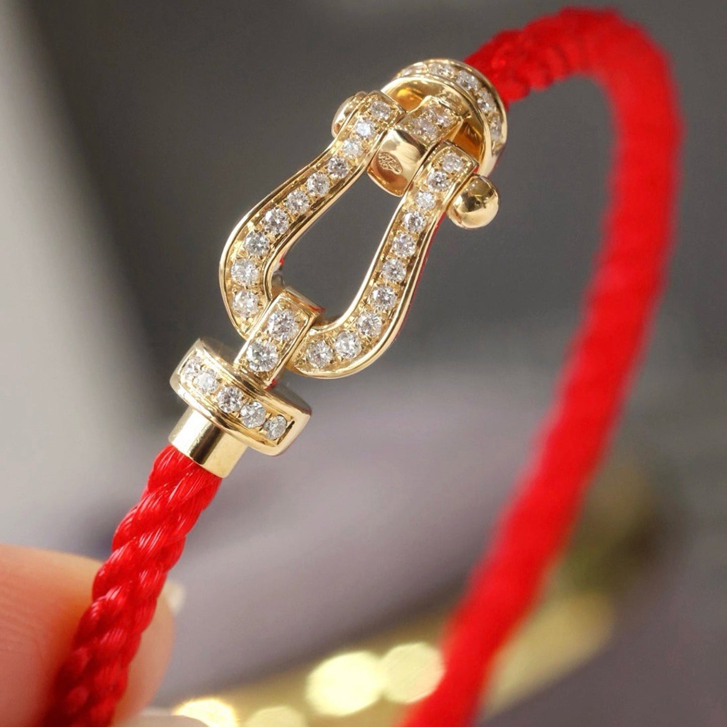 [GALE]FORCE LARGE HORSESHOE FULL DIAMOND BRACELET ROSE GOLD