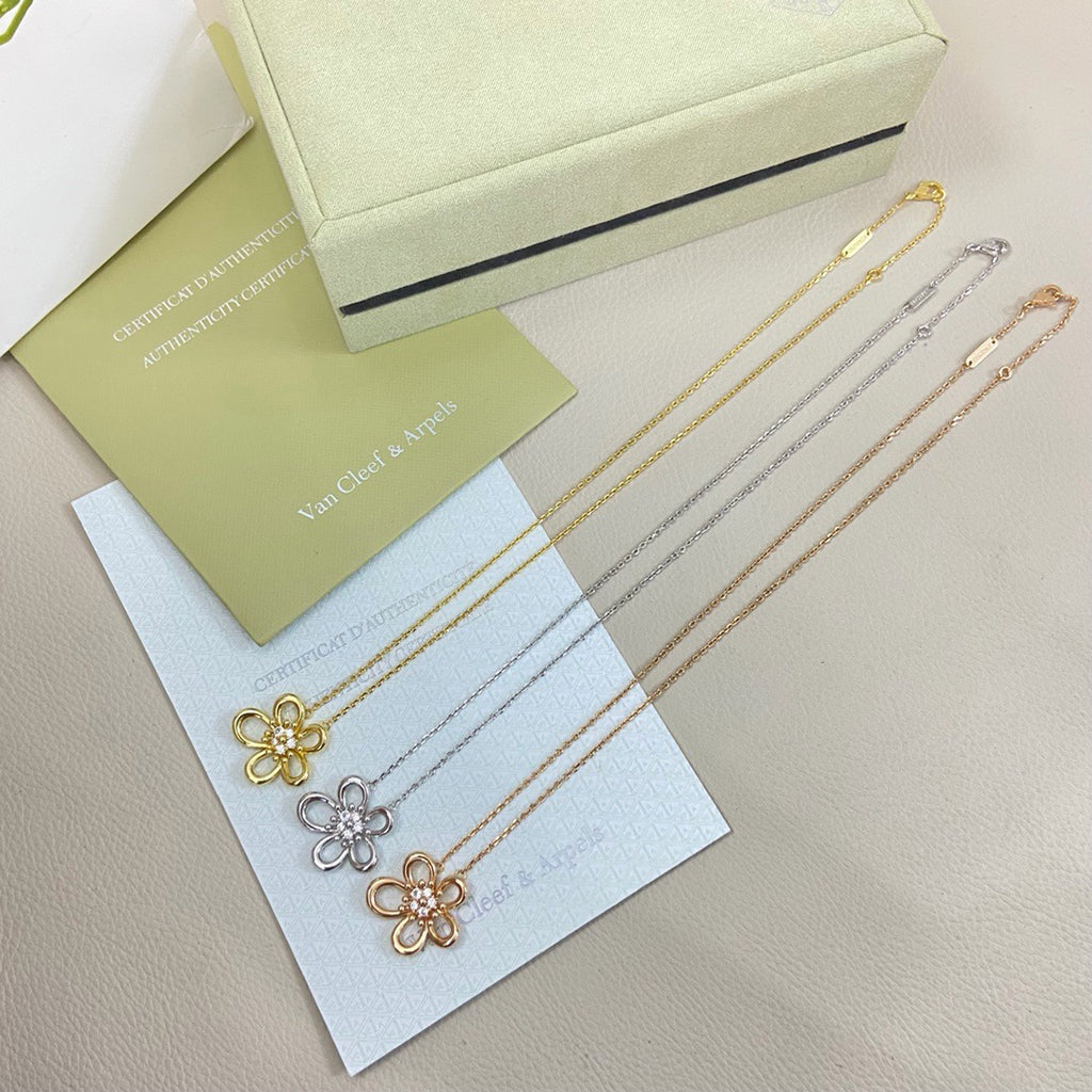 [GALE JURI]FLOWERLACE NECKLACE 5 DIAMONDS