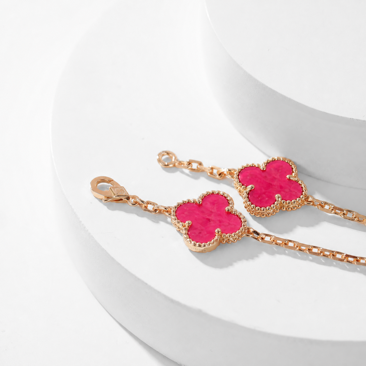 [GALE]NEW CLOVER 10 MOTIFS PINK ENAMEL NECKLACE