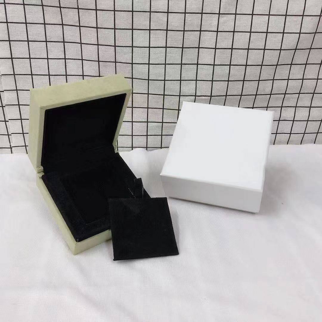 [GALE] VA CLOVER BOX GIFT BAG
