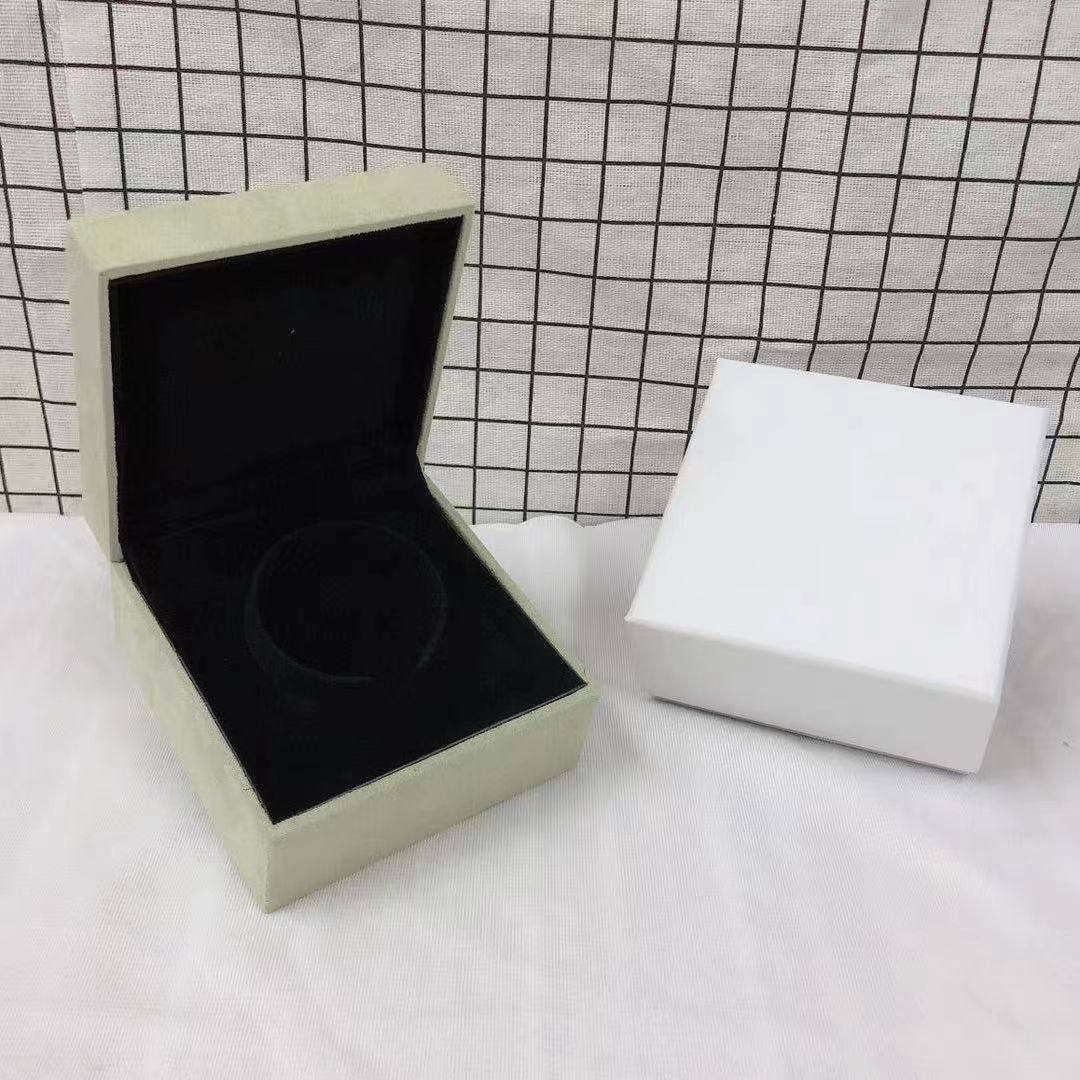 [GALE] VA CLOVER BOX GIFT BAG