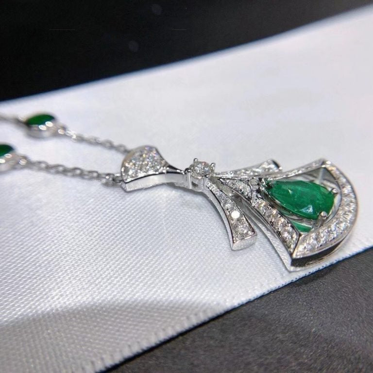 [GALE]DREAM NECKLACE MALACHITE DIAMOND SILVER